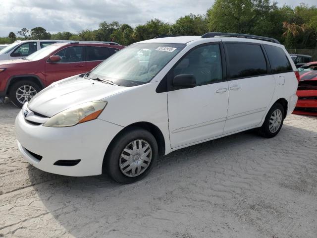 TOYOTA SIENNA CE