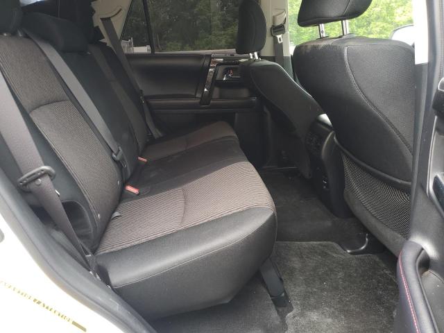 2018 TOYOTA 4RUNNER SR - JTEBU5JR5J5545747