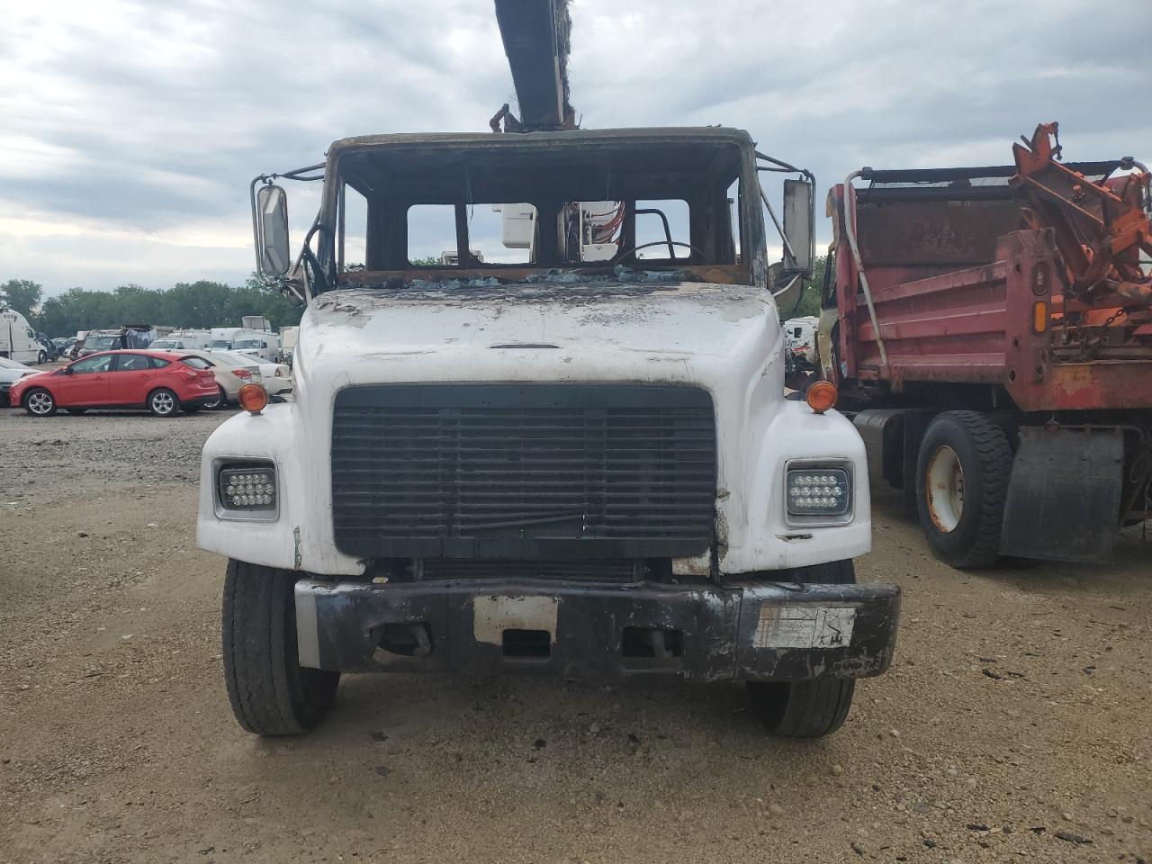 Lot #3292761772 1997 FREIGHTLINER MEDIUM CON