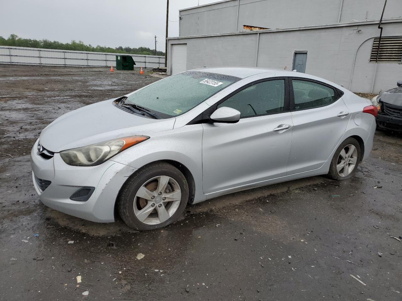 HYUNDAI ELANTRA GLS