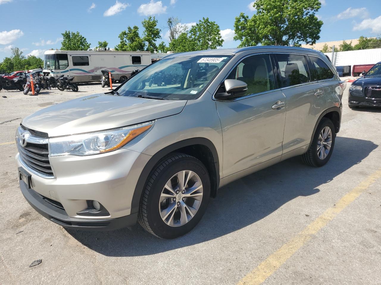 TOYOTA HIGHLANDER XLE