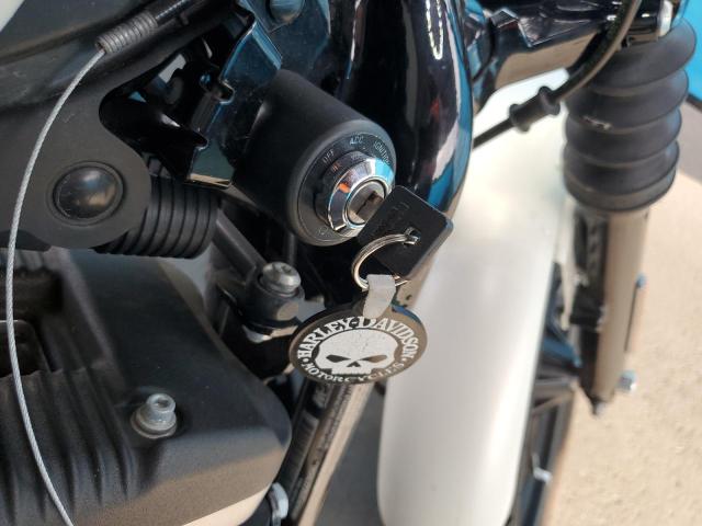 2018 HARLEY-DAVIDSON XL883 IRON 1HD4LE238JC429530
