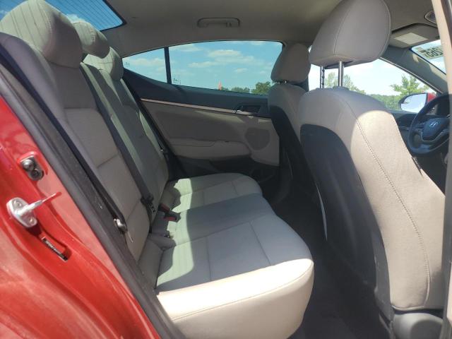 2017 HYUNDAI ELANTRA SE - 5NPD84LF4HH005329