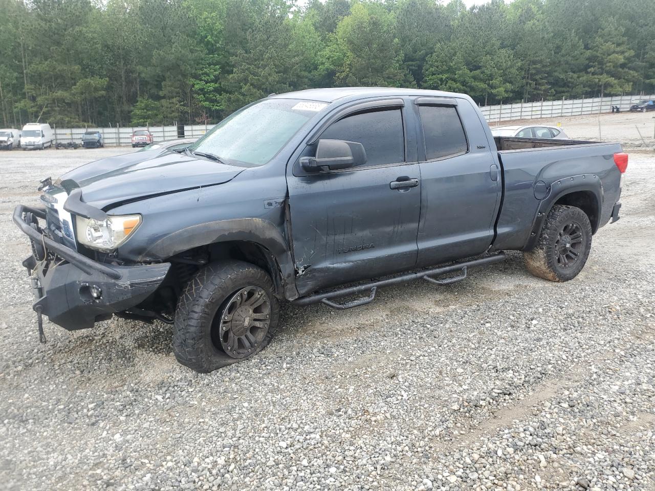 TOYOTA TUNDRA DOUBLE CAB SR5