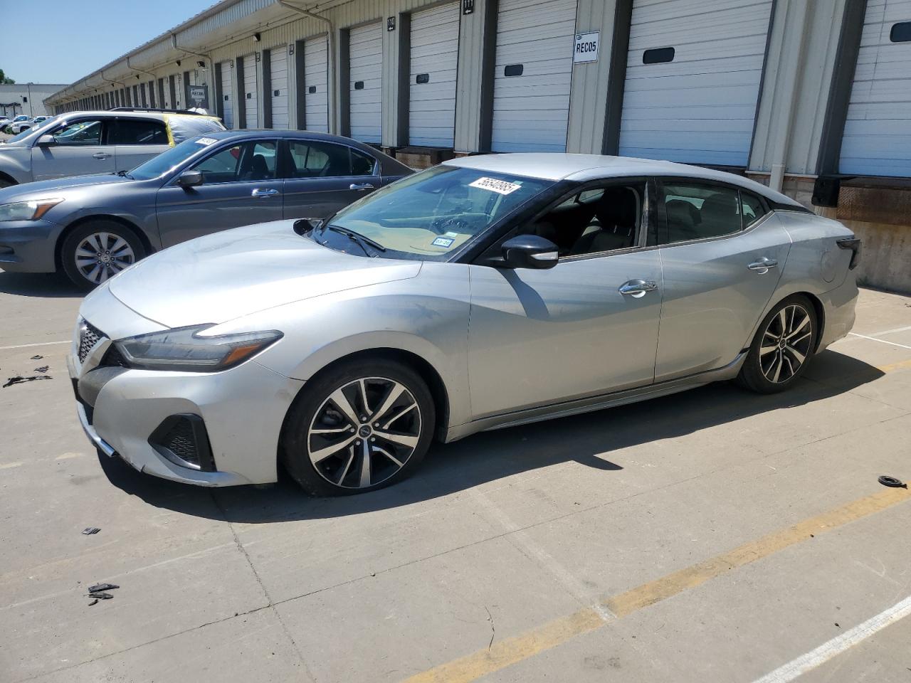 NISSAN MAXIMA SV