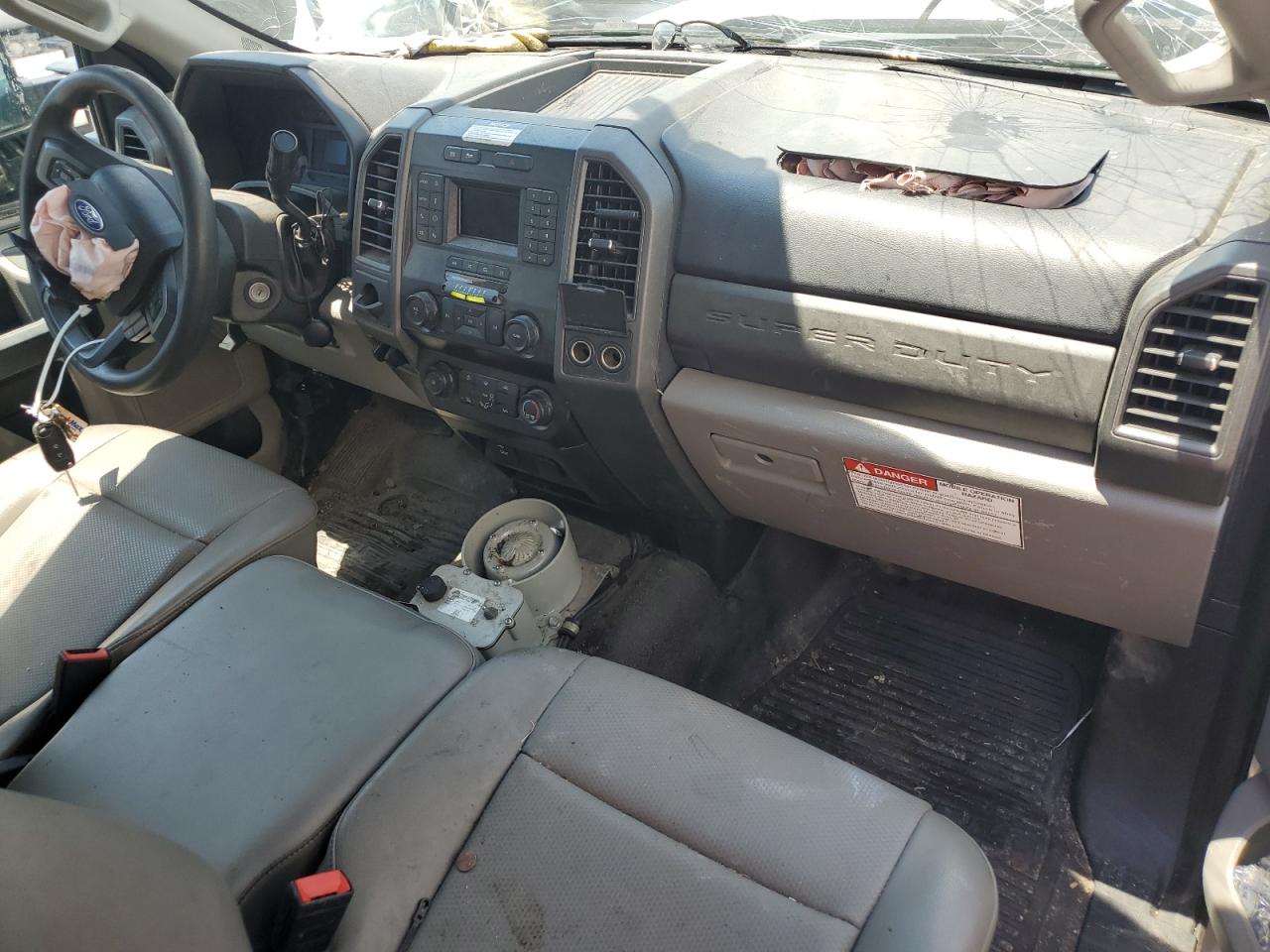 FORD F-450 SUPER DUTY