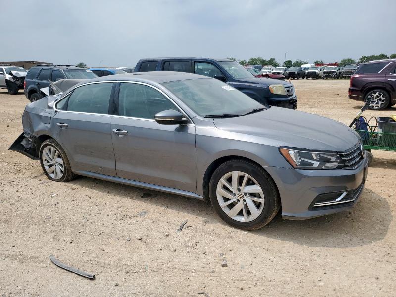 2018 VOLKSWAGEN PASSAT SE 1VWBA7A31JC016678