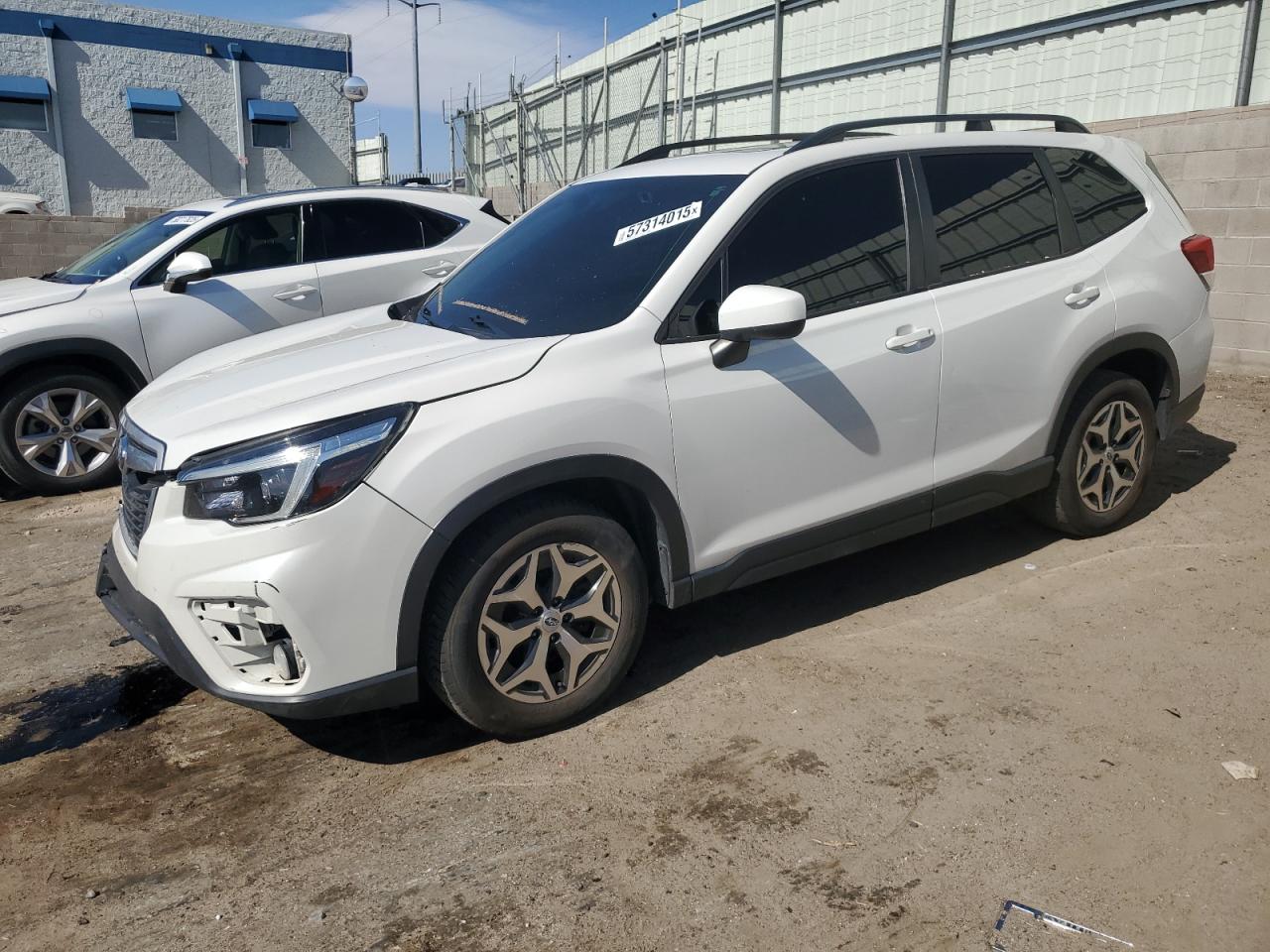 SUBARU FORESTER PREMIUM