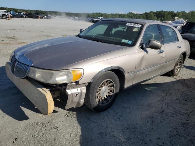 LINCOLN TOWN CAR S