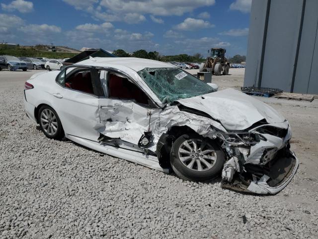 Vin: 4t1l11ak4lu921842, lot: 54699765, toyota camry le 20204