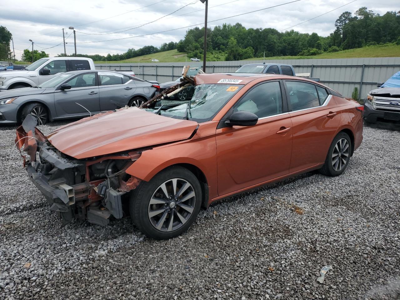 NISSAN ALTIMA SR