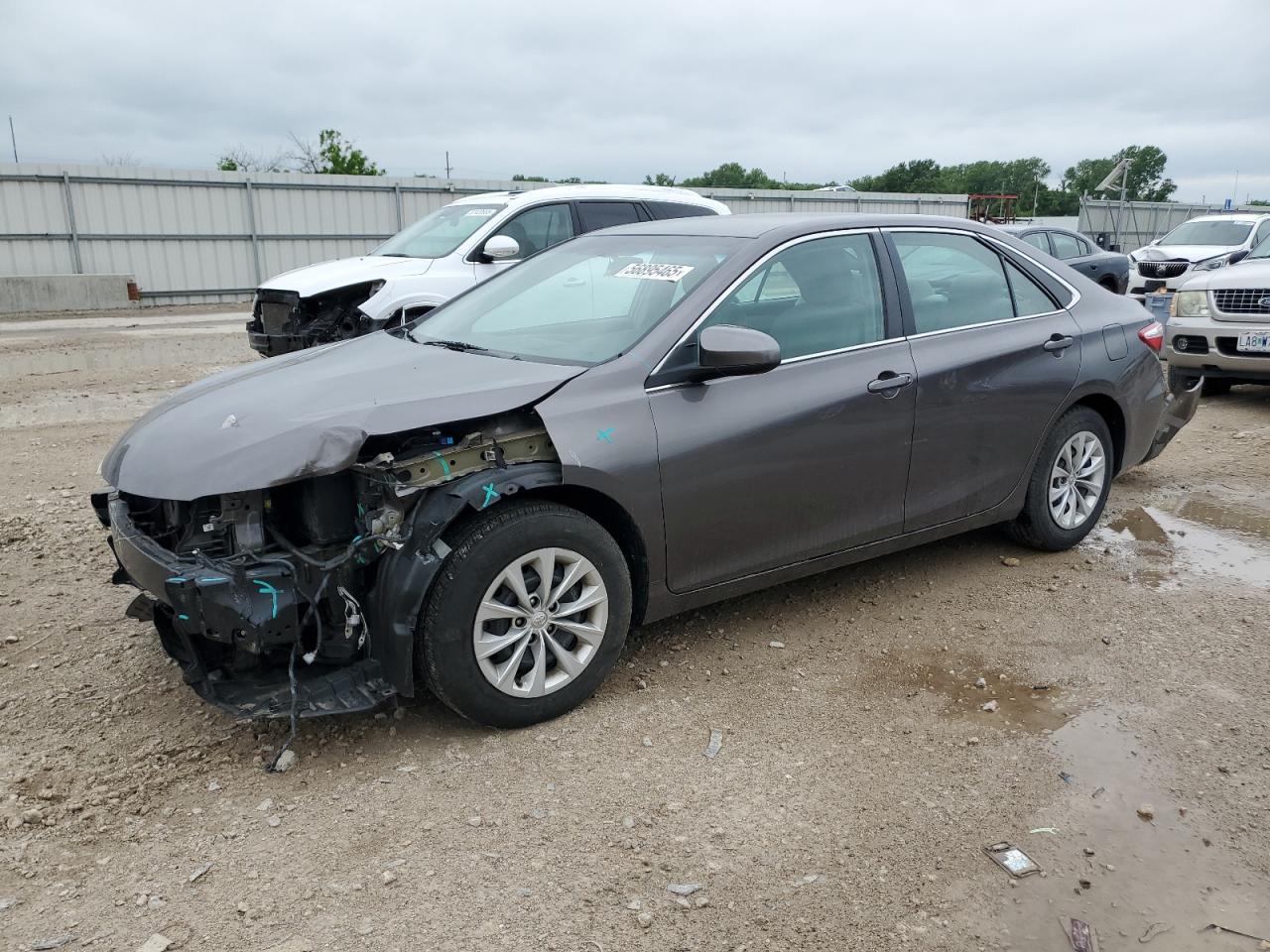 TOYOTA CAMRY LE