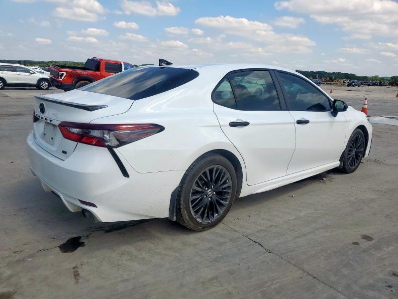 Vin: 4t1g11ak4mu485237, lot: 56158635, toyota camry se 20213