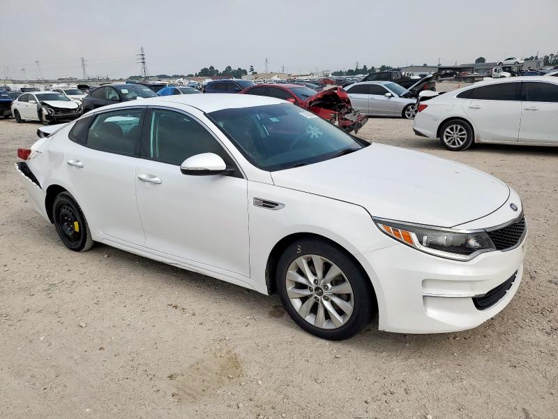 Vin: 5xxgt4l37hg172958, lot: 57898945, kia optima lx 20174
