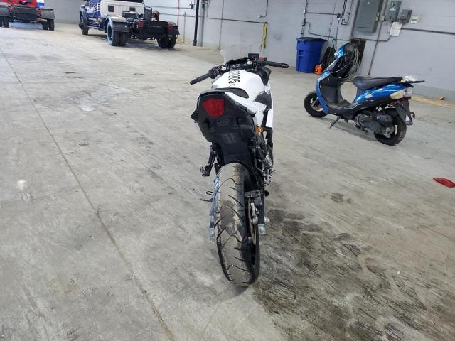 2018 SUZUKI GSX250R LC6DN11A6J1102314