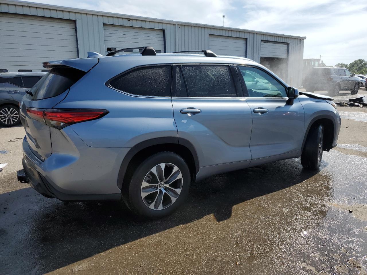 TOYOTA HIGHLANDER XLE