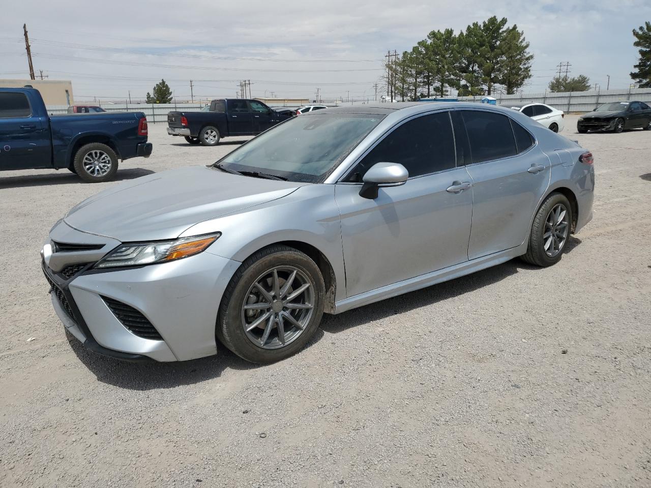 TOYOTA CAMRY XSE