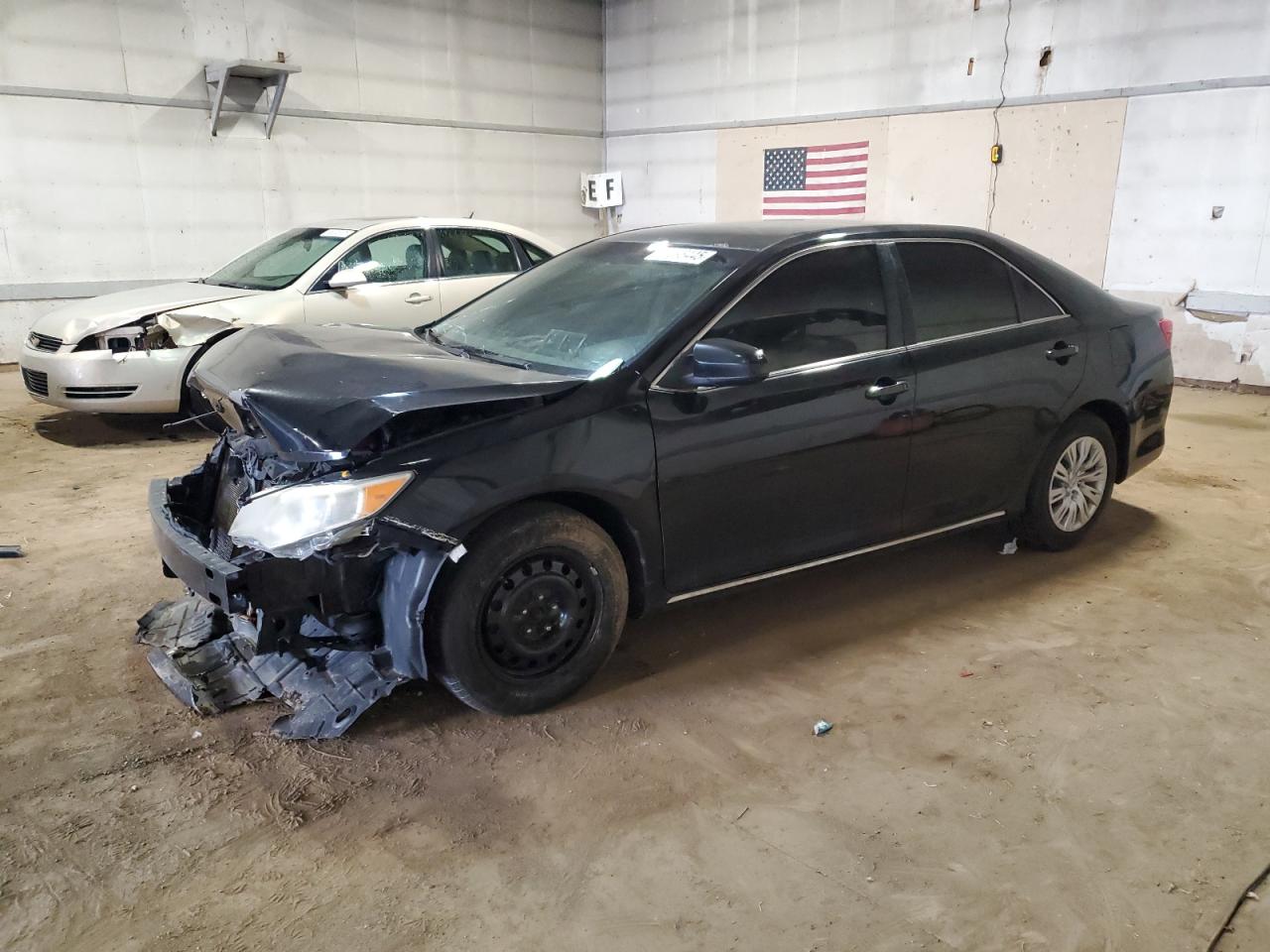 TOYOTA CAMRY L