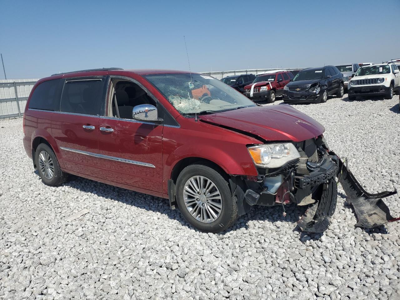 CHRYSLER TOWN & COUNTRY TOURING L