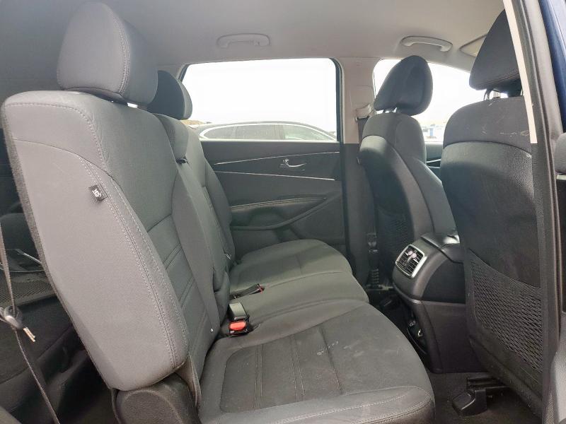 2016 KIA SORENTO LX - 5XYPG4A31GG046483