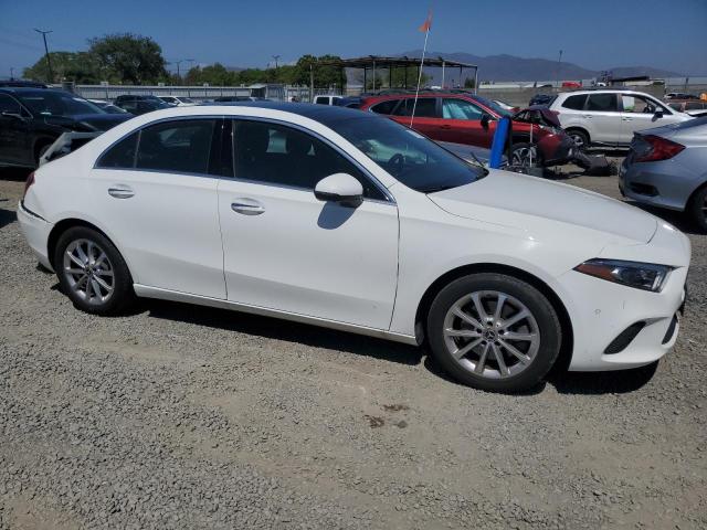 Vin: wdd3g4eb9kw026774, lot: 56728335, mercedes-benz a-class 220 20194