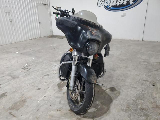 2010 HARLEY-DAVIDSON FLHX - 1HD1KB413AB628426