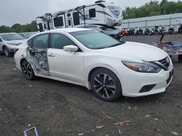 Vin: 1n4al3ap5jc112808, lot: 58705895, nissan altima 2.5 20184