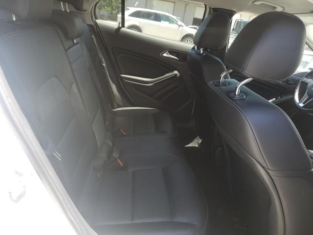 2015 MERCEDES-BENZ GLA 250 4M - WDCTG4GB6FJ084930