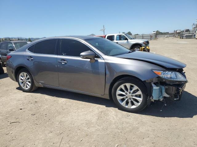 Vin: jthbw1gg8d2013099, lot: 57692975, lexus es300 300h 20134
