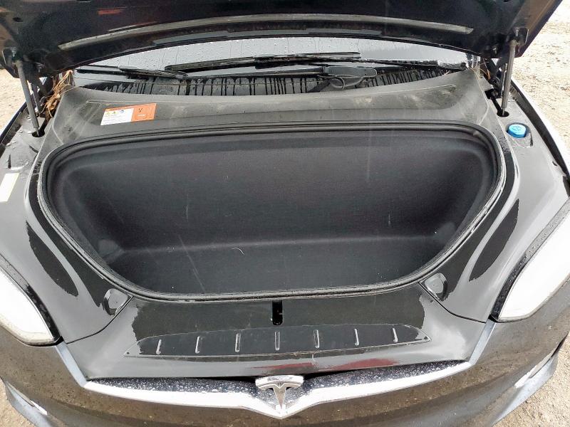 2016 TESLA MODEL X - 5YJXCDE25GF026001