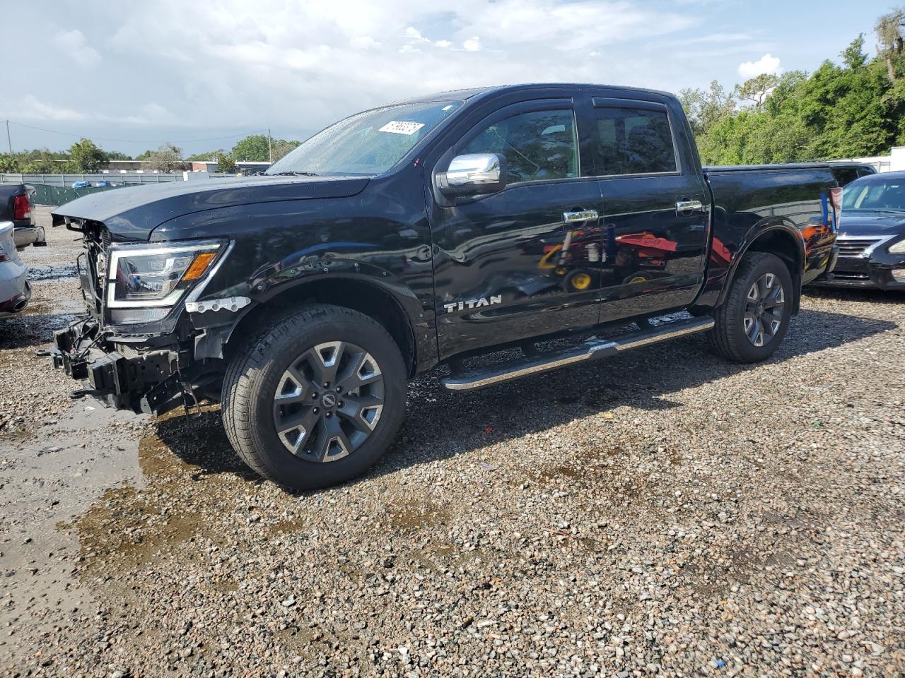 NISSAN TITAN SV