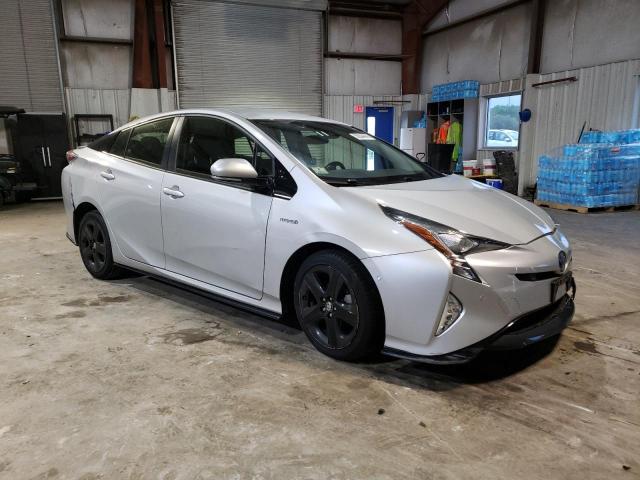 Vin: jtdkarfu2h3538519, lot: 58244445, toyota prius 20174