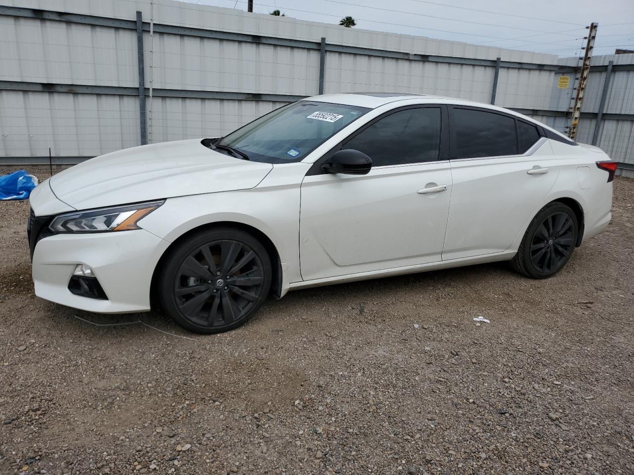 NISSAN ALTIMA SR