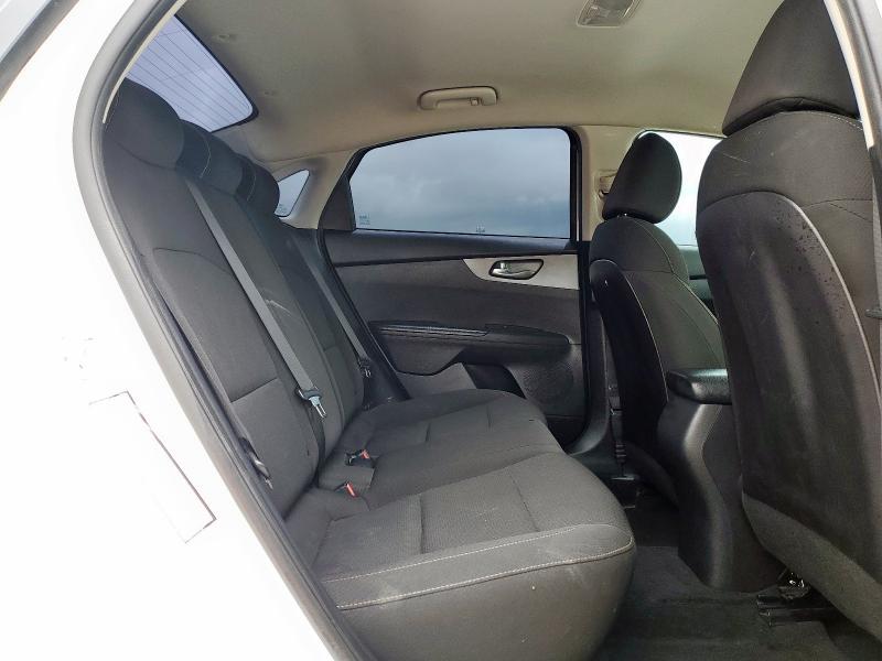 2021 KIA FORTE FE - 3KPF24AD2ME347498