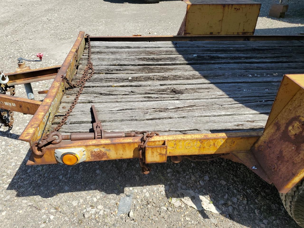 Lot #3230211857 1986 EAGEREAVER UNKNOWN