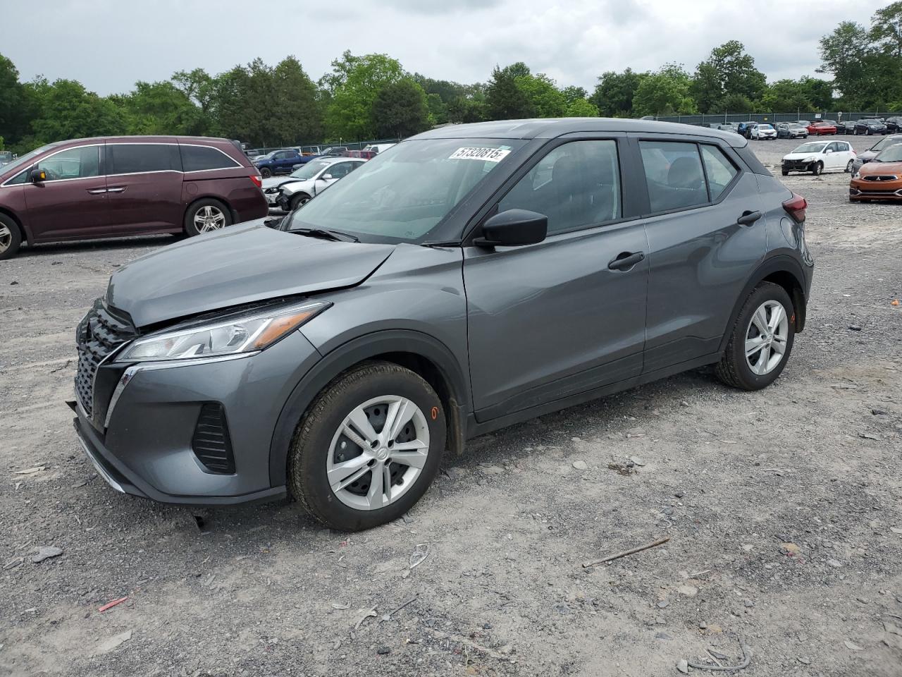 NISSAN KICKS S