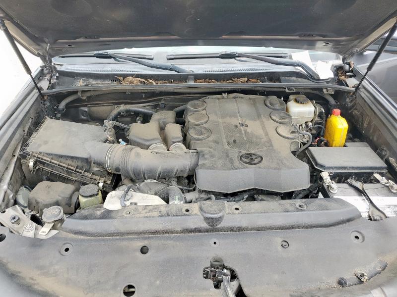 2015 TOYOTA 4RUNNER SR - JTEZU5JR9F5085420