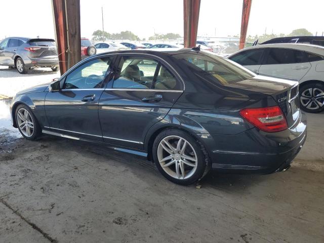 Vin: wddgf4hb9df999978, lot: 56381295, mercedes-benz c-class 250 20132