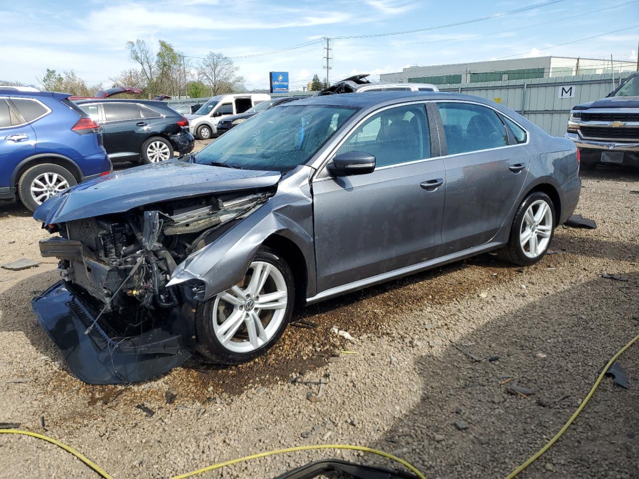 VOLKSWAGEN PASSAT SE
