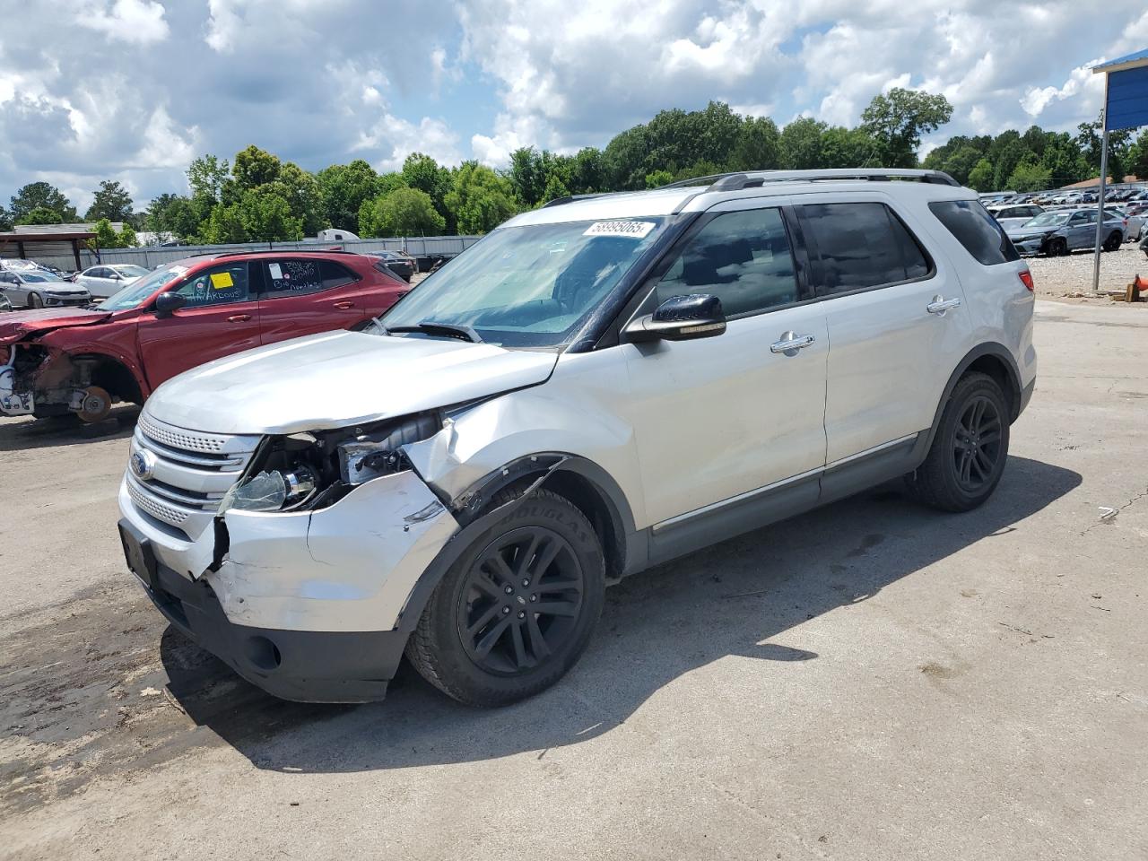 FORD EXPLORER XLT