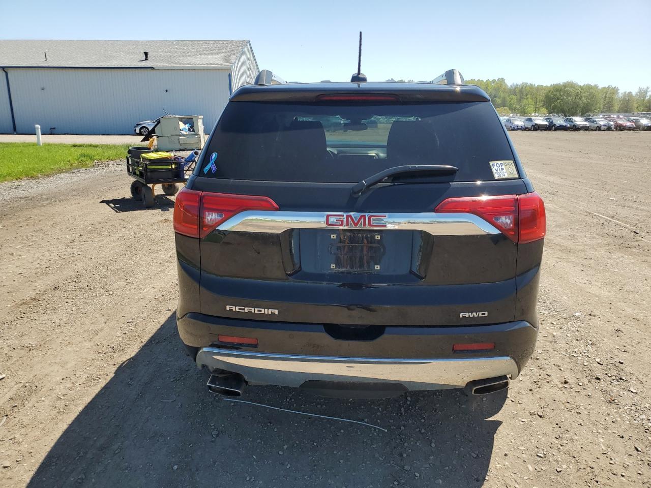 GMC ACADIA DENALI