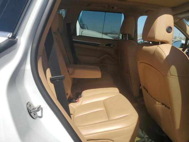 2016 PORSCHE CAYENNE S WP1AB2A27GLA95920