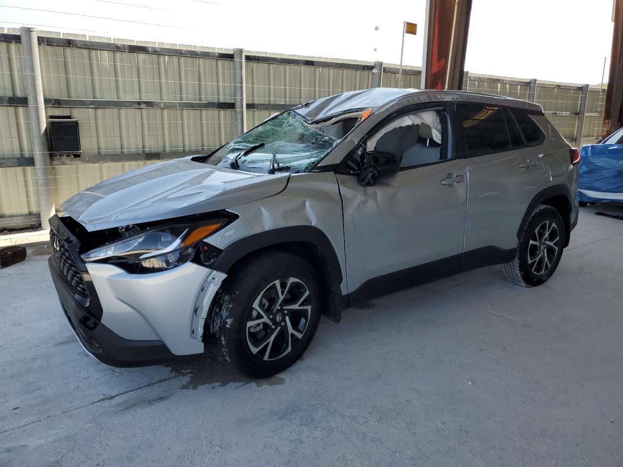TOYOTA COROLLA CROSS L