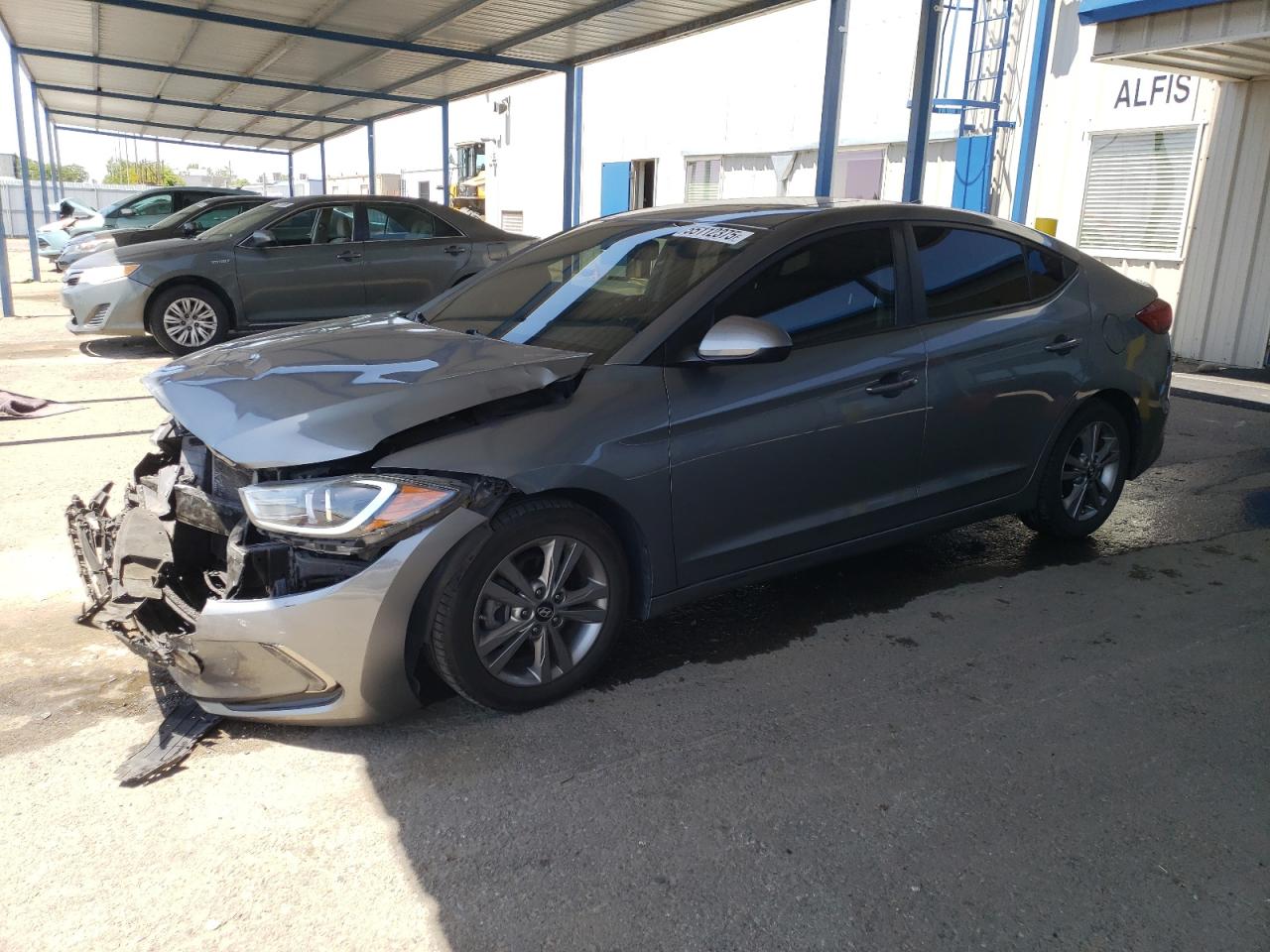 HYUNDAI ELANTRA SE
