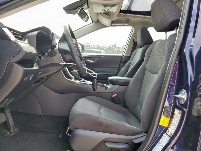 2019 TOYOTA RAV4 XLE - JTMRWRFV0KD503813