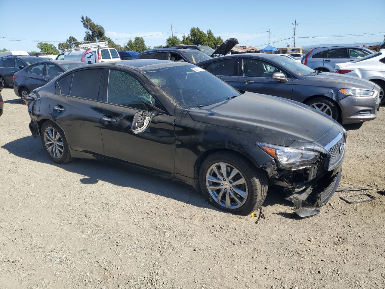 INFINITI Q50 2015