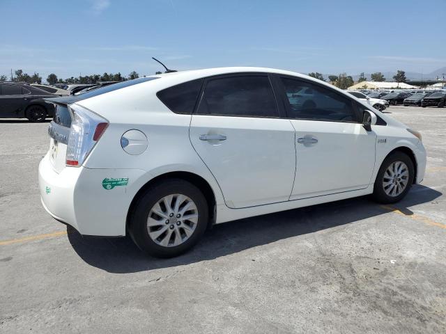 Vin: jtdkn3dp4d3033879, lot: 58099315, toyota prius 20133
