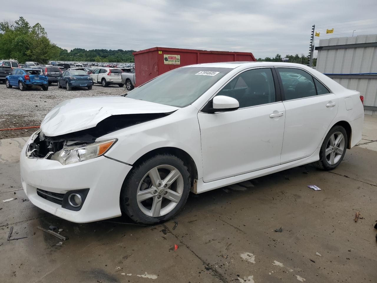 TOYOTA CAMRY L