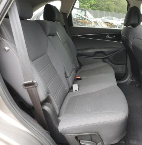 2016 KIA SORENTO - 5XYPG4A38GG149853