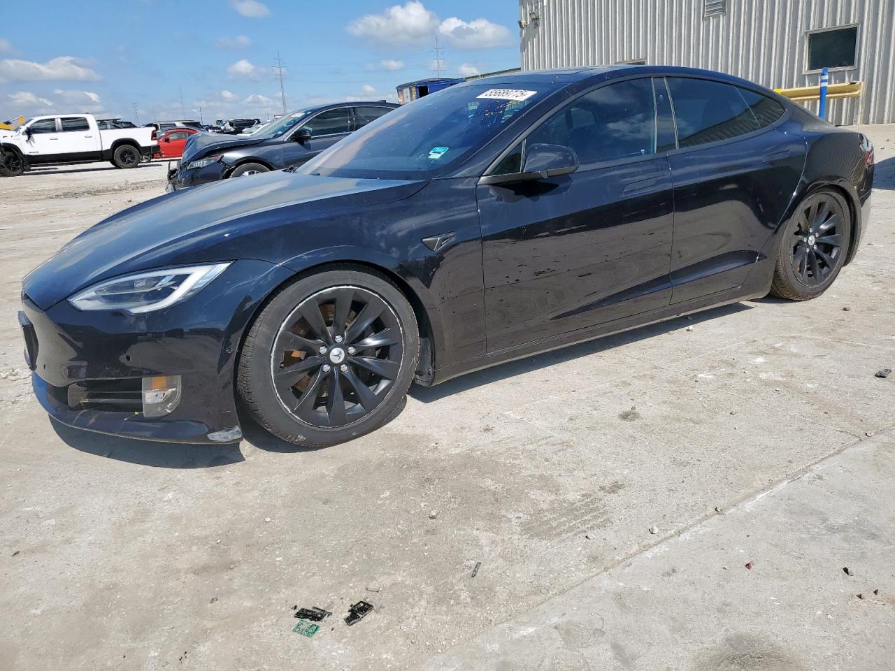 TESLA MODEL S